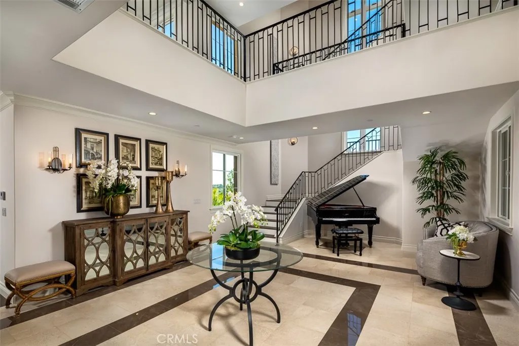 2868 Shadow Canyon Road