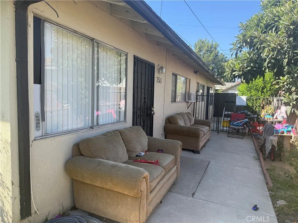 753 E D