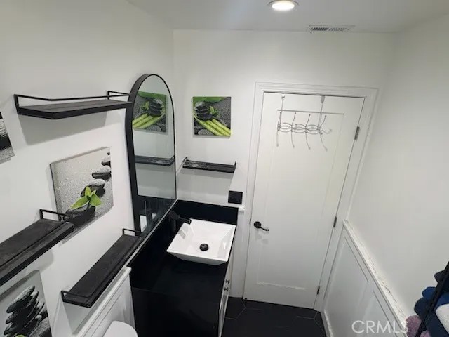 3490 Rainbow Lane