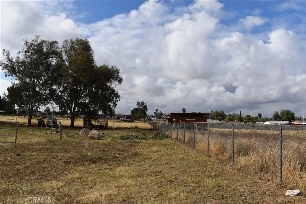 Photo of 12598 6th St, Yucaipa, CA 92399 (MLS # IG26090085)