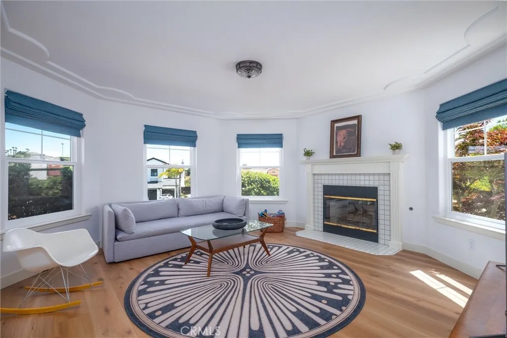 432 Emerald Bay