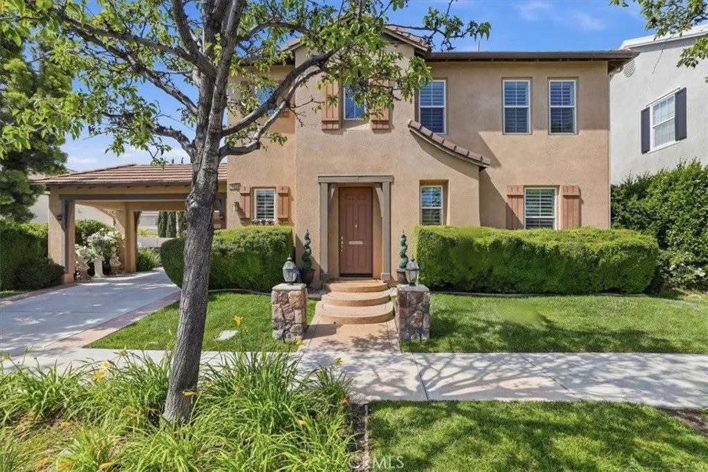 Photo of 28939 Davenport Lane, Temecula, CA 92591 (MLS # SW26094502)