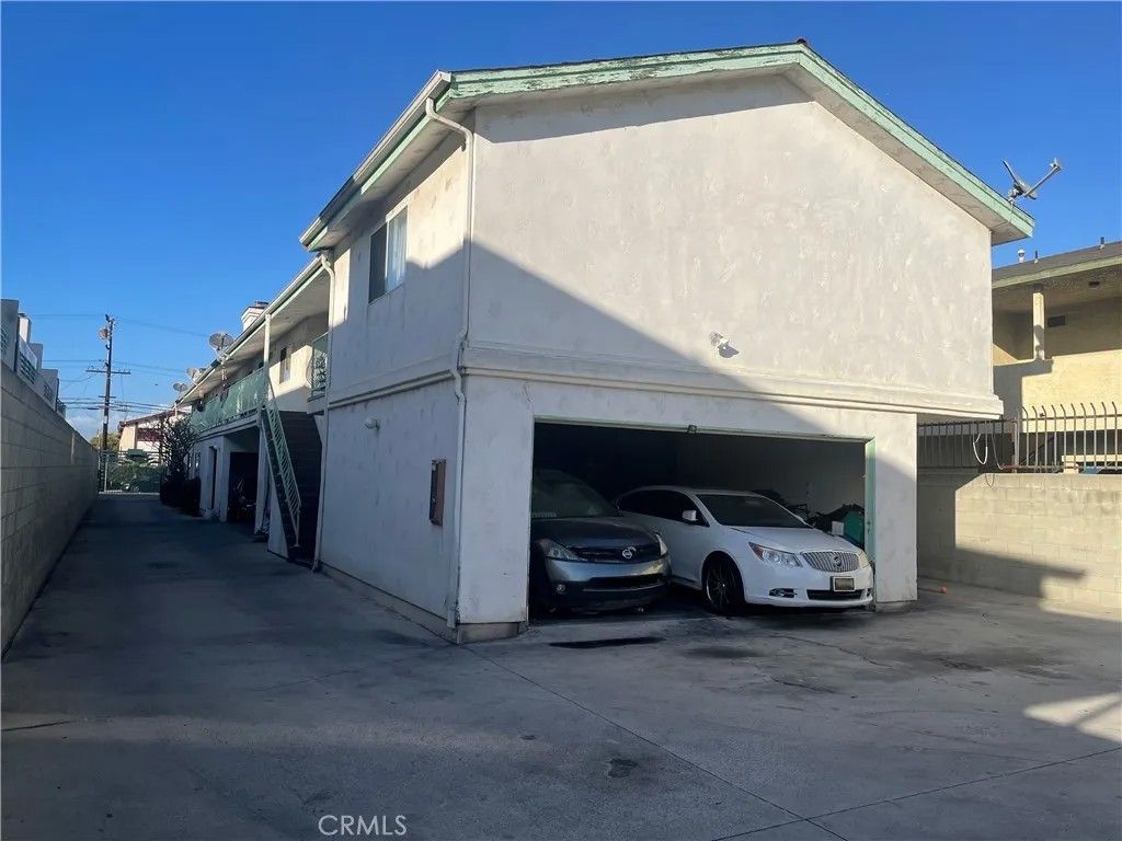 Photo of 1652 W 146th St, Gardena, CA 90247 (MLS # SB26032501)