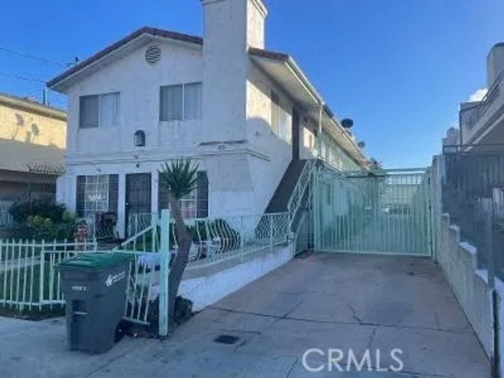 Photo of 1652 W 146th St, Gardena, CA 90247 (MLS # SB26032501)