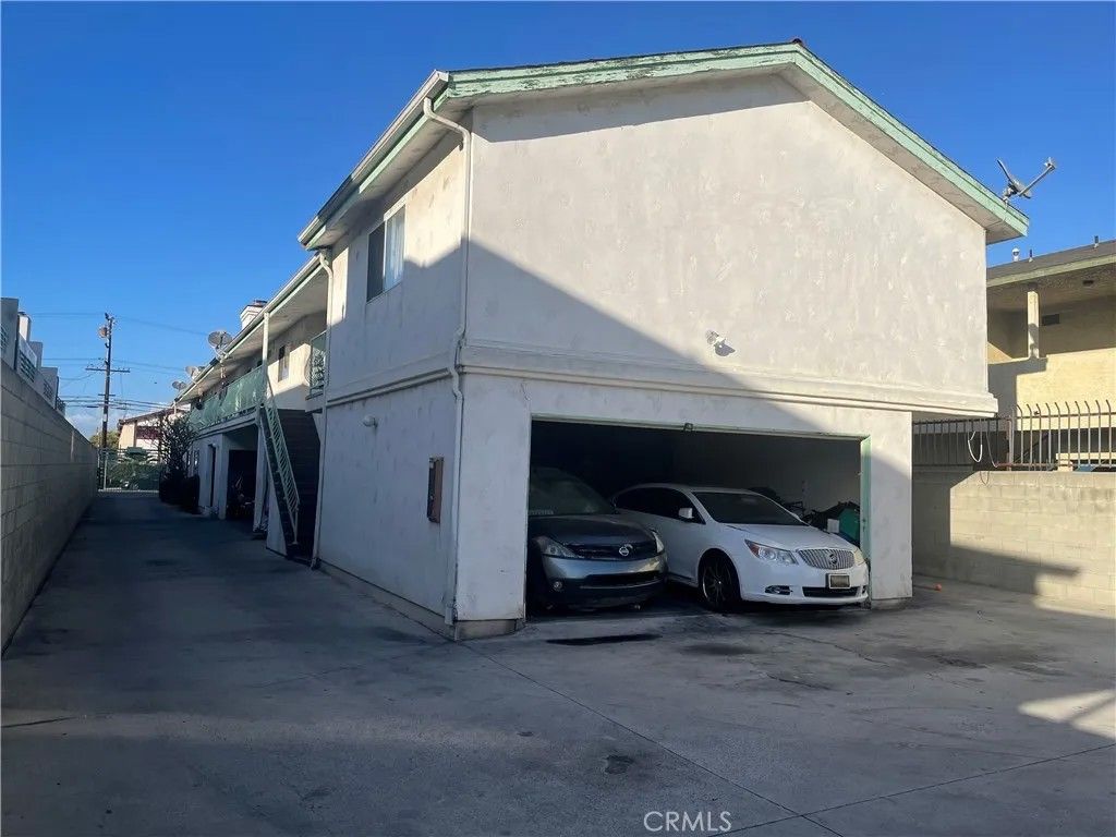 Photo of 1652 W 146th St, Gardena, CA 90247 (MLS # SB26032501)