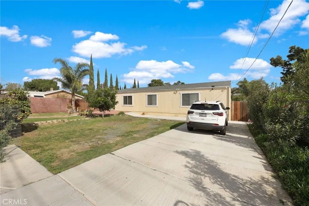Photo of 5960 Troth Street, Jurupa Valley, CA 91752 (MLS # IV26038489)
