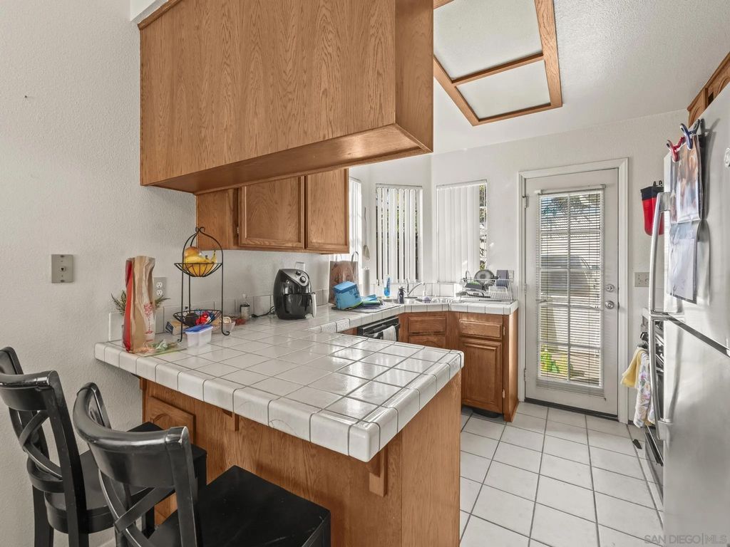 Photo of 974 Sapphire Street, San Diego, CA 92109 (MLS # 250042706)