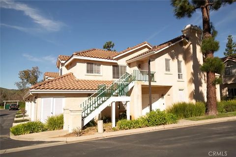 Photo of 272 Fieldstone Way #A, Simi Valley, CA 93065 (MLS # SR26009319)