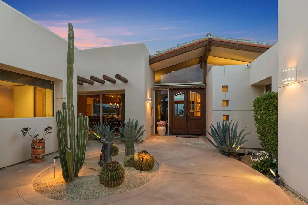 72860 Calle De La Silla