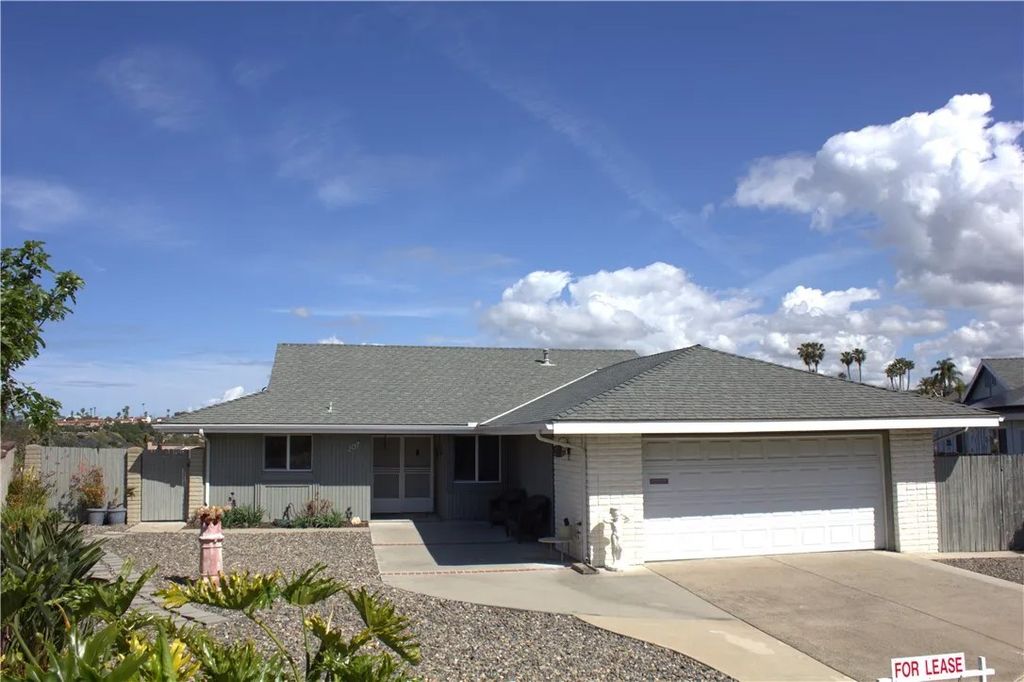 Photo of 207 Via Senda, San Clemente, CA 92672 (MLS # OC26095655)
