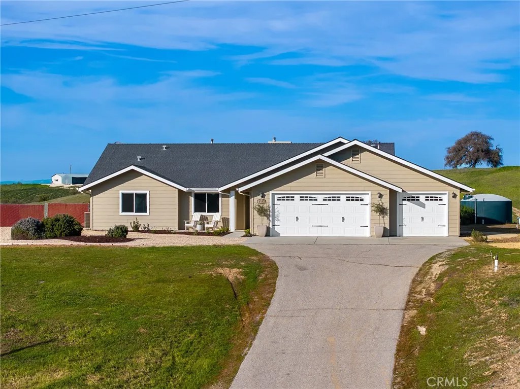 5995 Black Tail Place