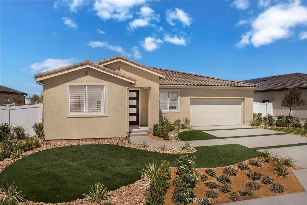 Photo of 1633 E Avenue H7, Lancaster, CA 93535 (MLS # SR25273381)