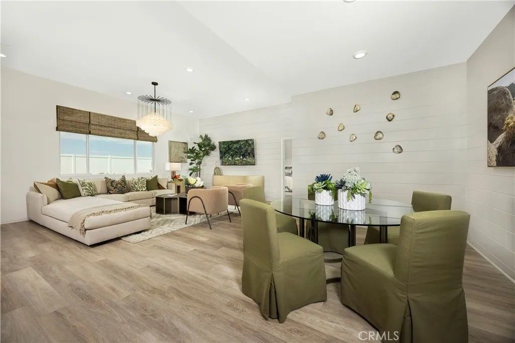 Photo of 1633 E Avenue H7, Lancaster, CA 93535 (MLS # SR25273381)