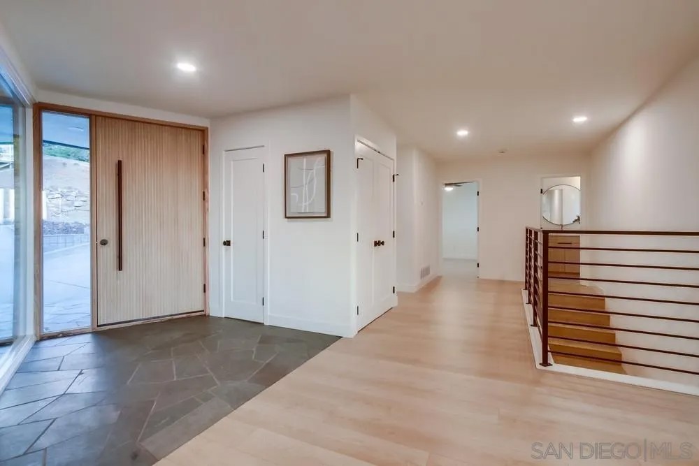 6347 Elmhurst Dr