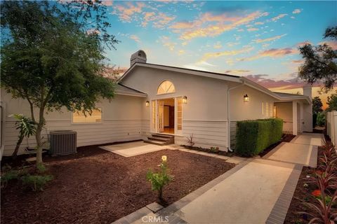 Photo of 4321 N Country Club, Long Beach, CA 90807 (MLS # SB26063708)