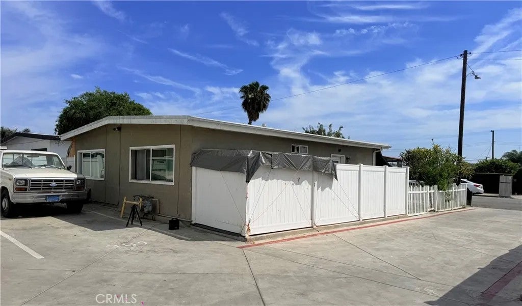 309 Grace Avenue