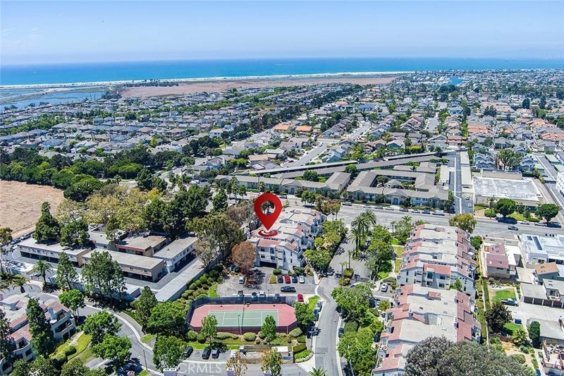 5032 Dorado Drive 202