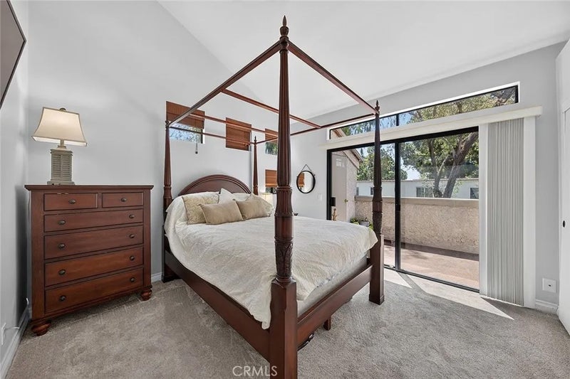5032 Dorado Drive 202