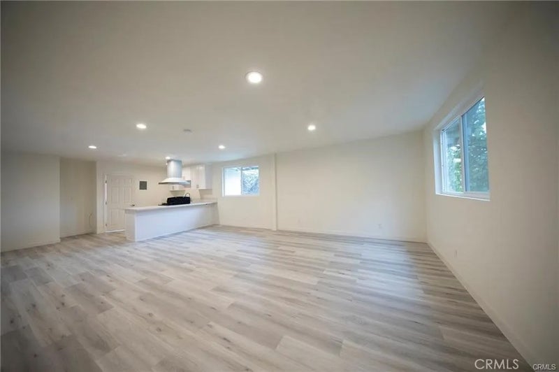 1452 W 134th