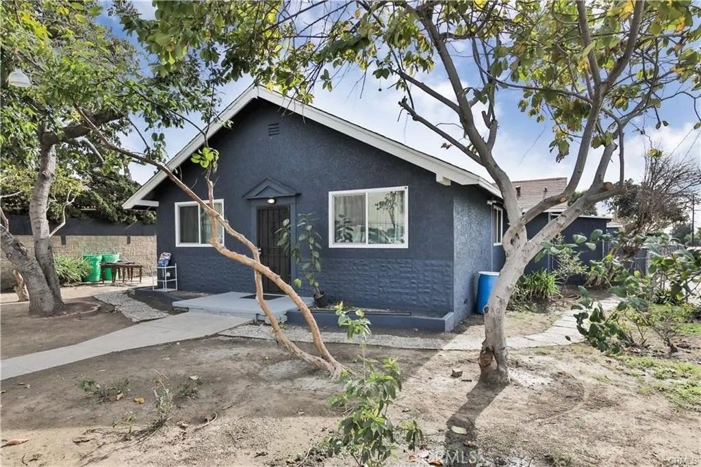 Photo of 1452 W 134th St, Gardena, CA 90249 (MLS # DW26021214)
