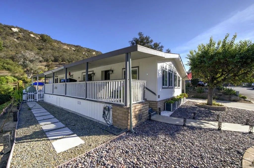 Photo of 8975 Lawrence Welk Dr #314, Escondido, CA 92026 (MLS # NDP2510801)