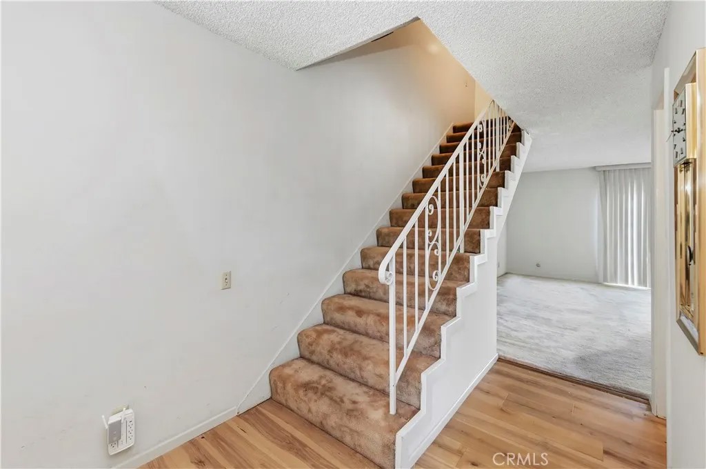 3500 W Manchester 298