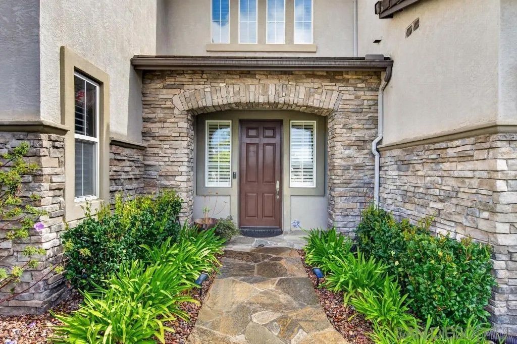 Photo of 16397 Pinto Ridge, San Diego, CA 92127 (MLS # 260009393)