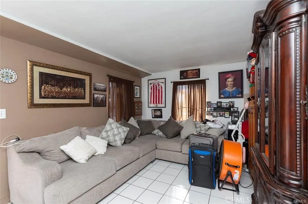 444 S 36th