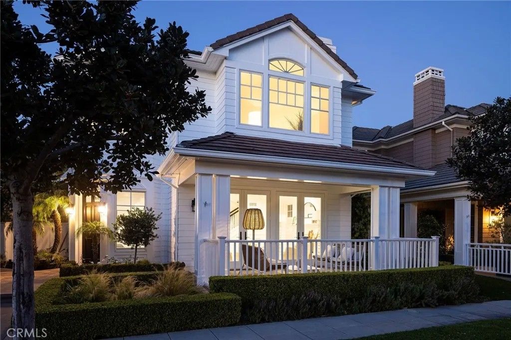 Photo of 30 Long Bay Dr, Newport Beach, CA 92660 (MLS # NP26060484)