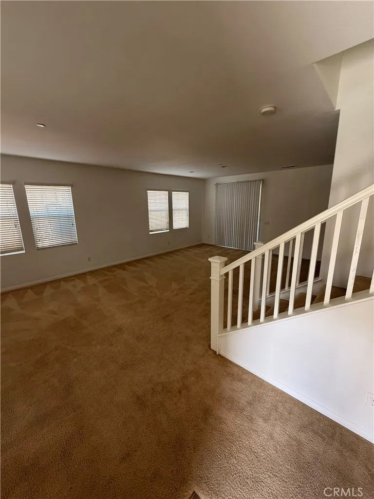 5033 S Centennial