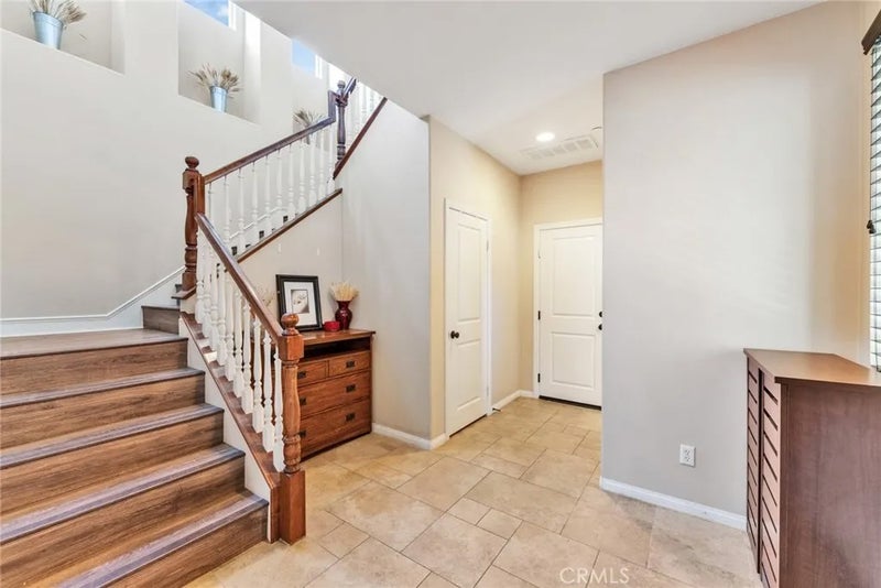 1593 Bayport