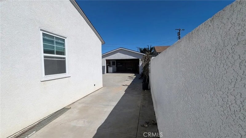 2151 Middlebrook