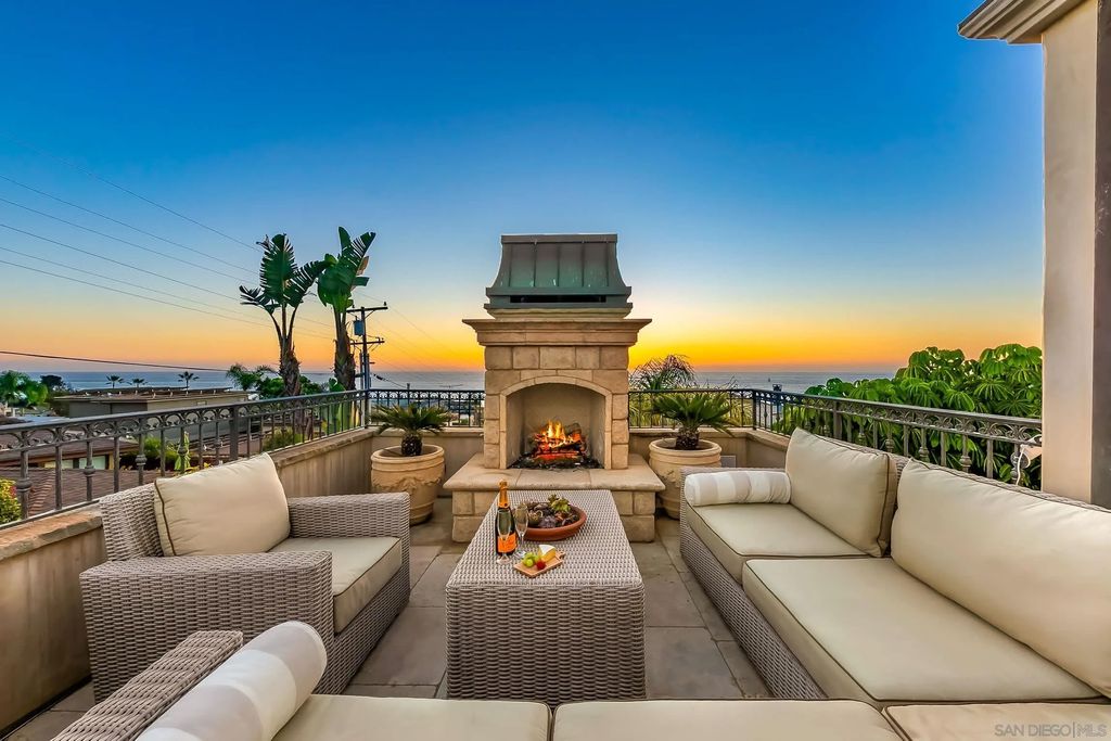 Photo of 730 Stratford Ct, Del Mar, CA 92014 (MLS # 260008714)