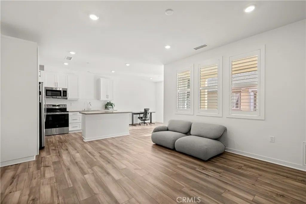 Photo of 6123 Valentina Way, Eastvale, CA 92880 (MLS # SW26021695)