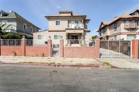 Photo of 1415 Arapahoe Street, Los Angeles, CA 90006 (MLS # SR26072297)