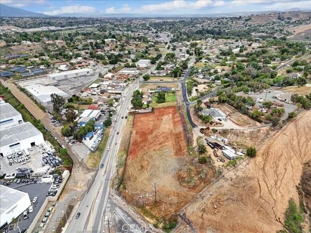 Photo of 19980 Temescal Canyon, Corona, CA 92881 (MLS # IG25086596)