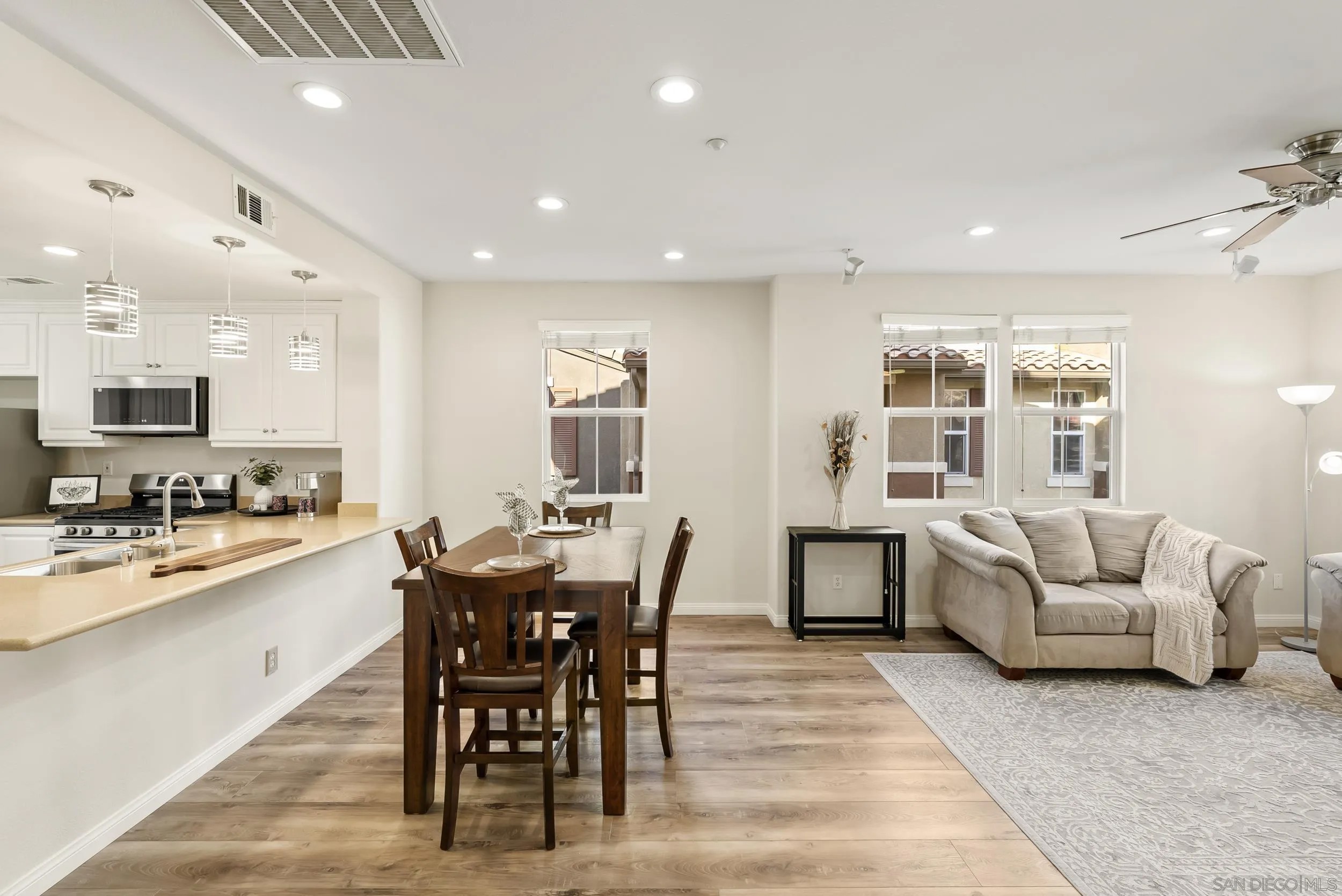10214 Daybreak Ln Unit 6