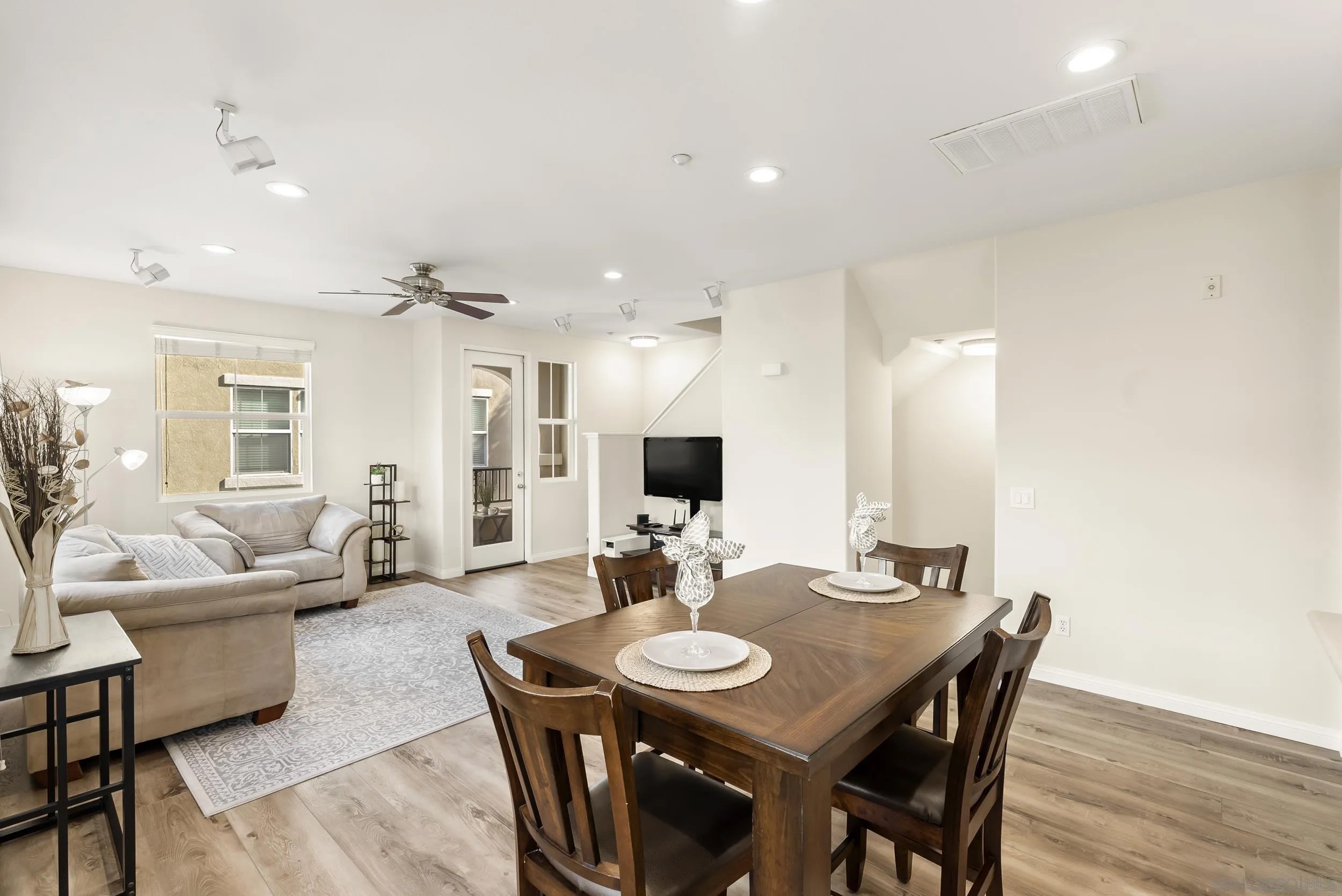 10214 Daybreak Ln Unit 6
