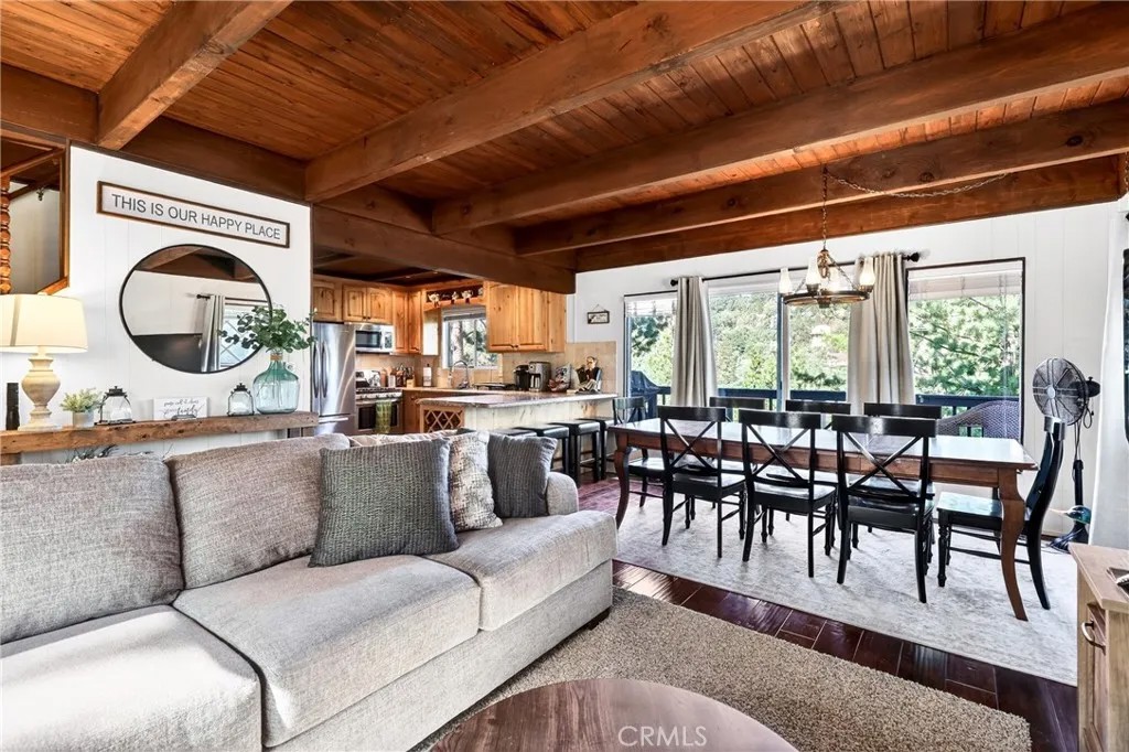 1341 Calgary Drive
