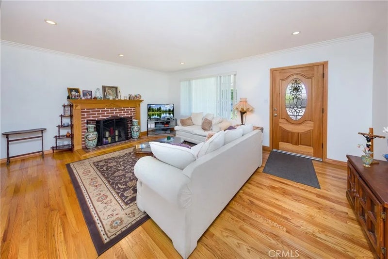 7545 Riverton