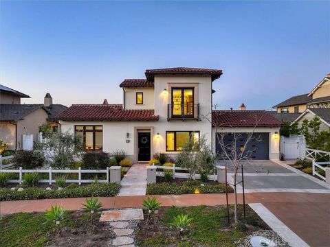 Photo of 23 Phillips Ranch Road, Rolling Hills Estates, CA 90274 (MLS # PV26053909)