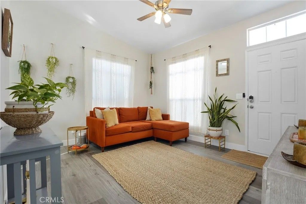 Photo of 8250 Lankershim Boulevard #122, North Hollywood, CA 91605 (MLS # SR26082953)