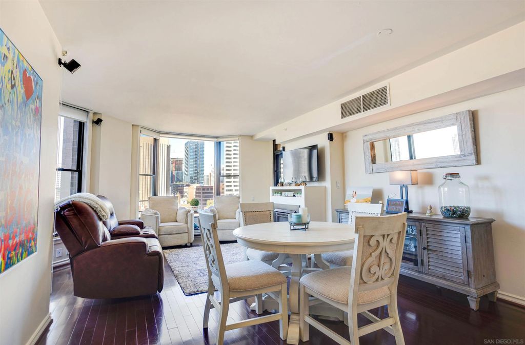 Photo of 500 W Harbor Dr #1214, San Diego, CA 92101 (MLS # 260008669)