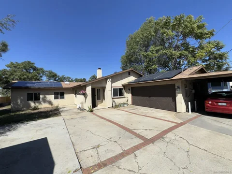 MLS: 260023994