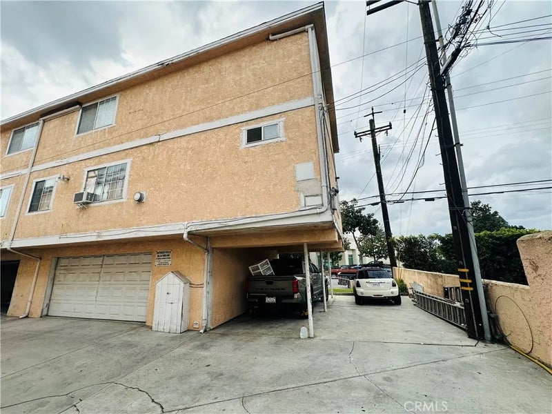 6763 Foster Bridge