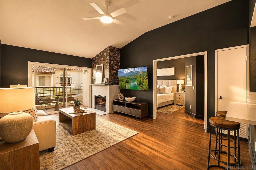 Photo of 405 Stoney Point Way Unit 100 WAY, Oceanside, CA 92058 (MLS # 260022267)