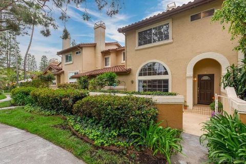 Photo of 4090 Porte De Palmas #4, San Diego, CA 92122 (MLS # 260008505)