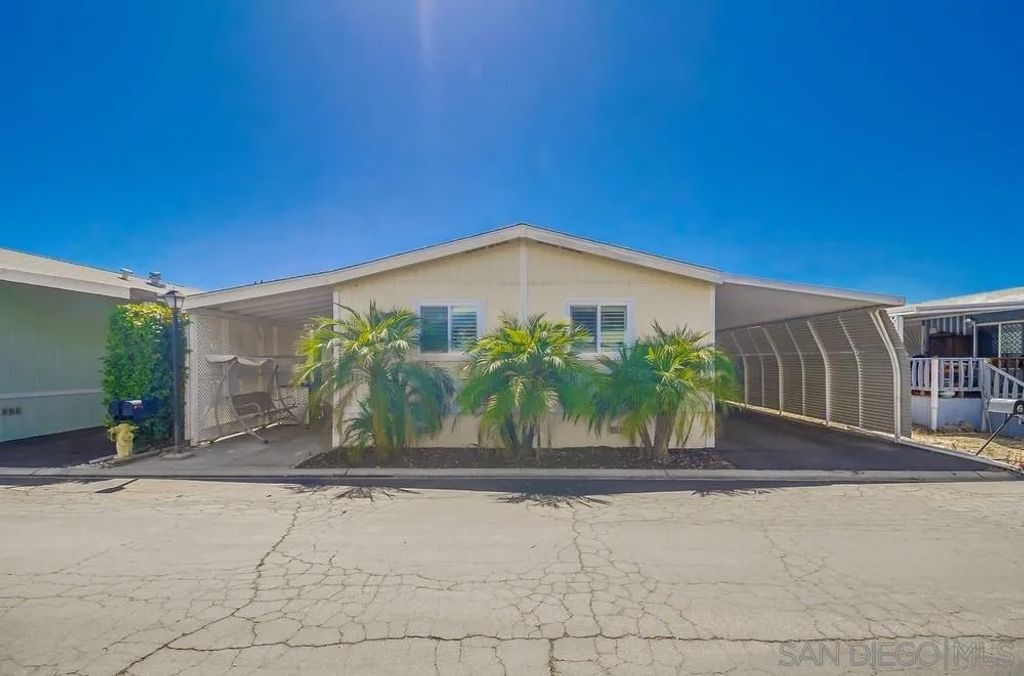 Photo of 11949 Riverside Dr #7, Lakeside, CA 92040 (MLS # 250038258)