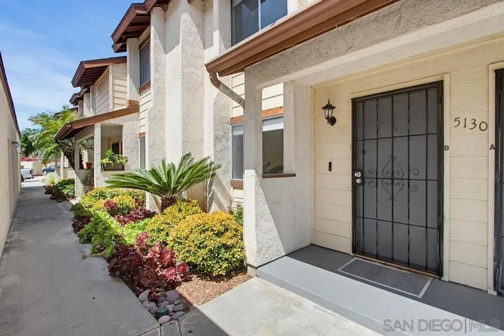 Photo of 5130 N River Rd Unit B Rd, Oceanside, CA 92057 (MLS # 260009606)