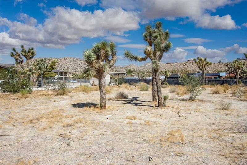 57106 Crestview